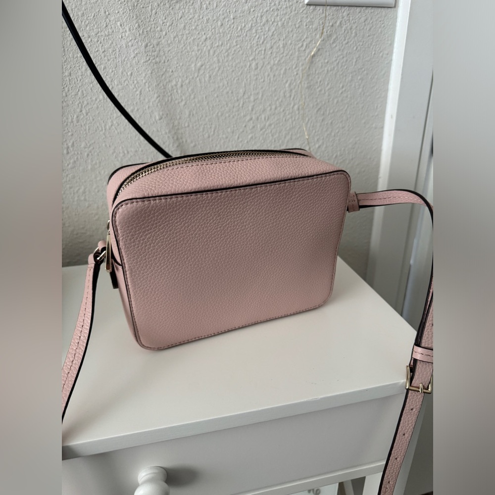 KATE SPADE CB💕 - Picture 2 of 5